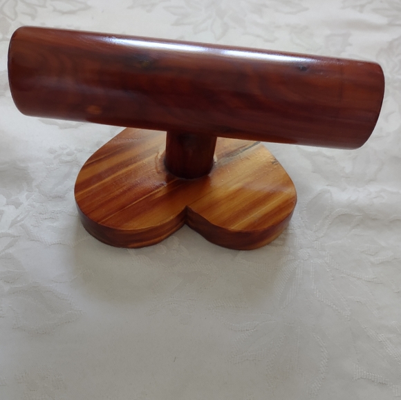 Wood jewelry display T Bar Stand heart Shaped Base